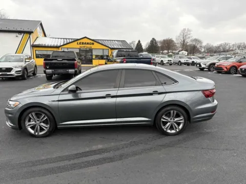More photos of 2021 Volkswagen Jetta R-Line at Lebanon Auto Sales, PA