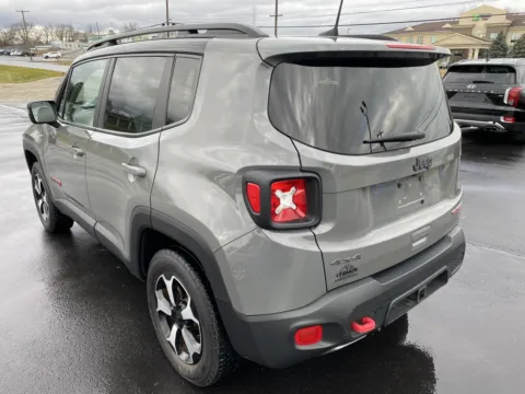More photos of 2021 Jeep Renegade Trailhawk at Lebanon Auto Sales, PA