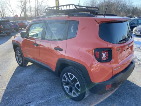 More photos of 2018 Jeep Renegade Sport at Lebanon Auto Sales, PA