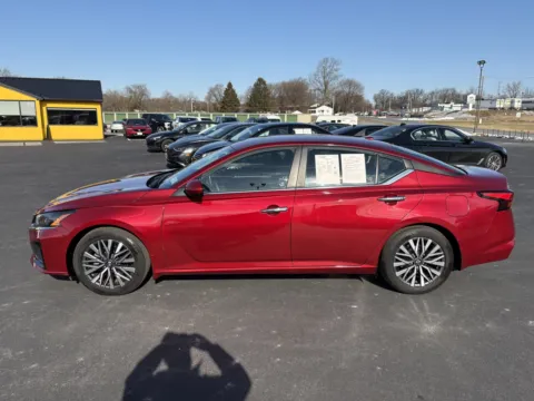 More photos of 2023 Nissan Altima 2.5 SV at Lebanon Auto Sales, PA