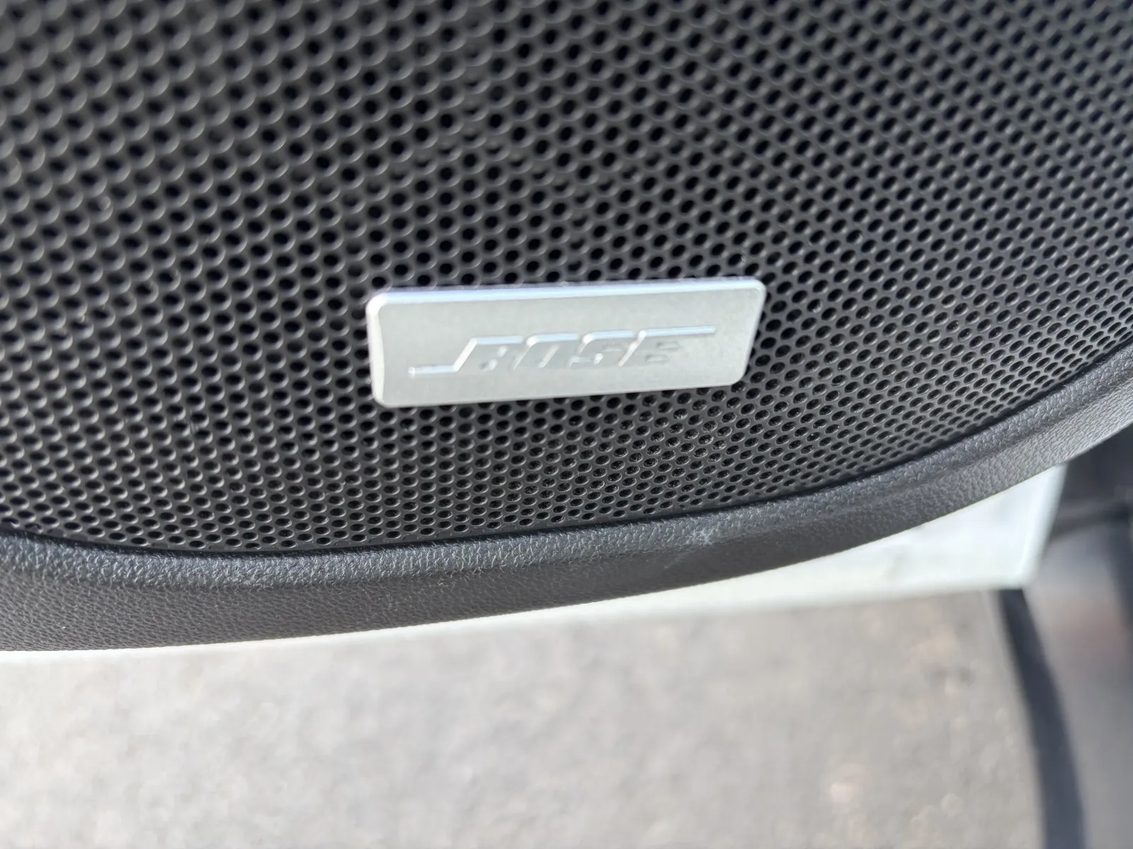 2023 GMC Acadia SLT - Photo 18