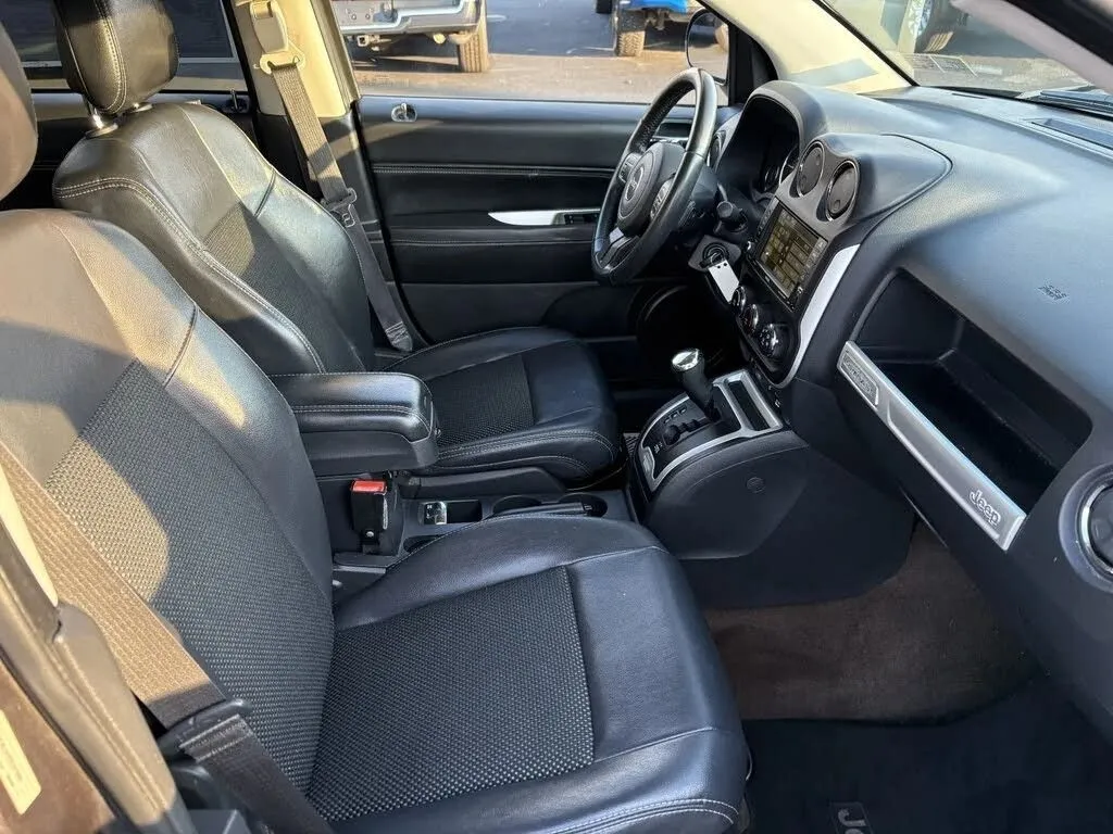 2014 Jeep Compass Latitude - Photo 27