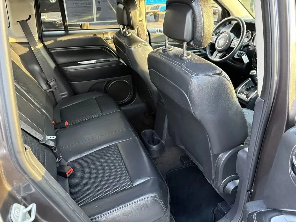 2014 Jeep Compass Latitude - Photo 24