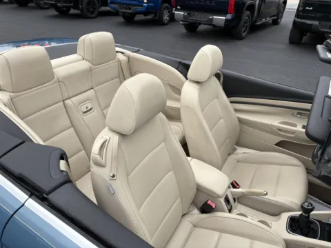 More photos of 2007 Volkswagen EOS 2.0T at Lebanon Auto Sales, PA