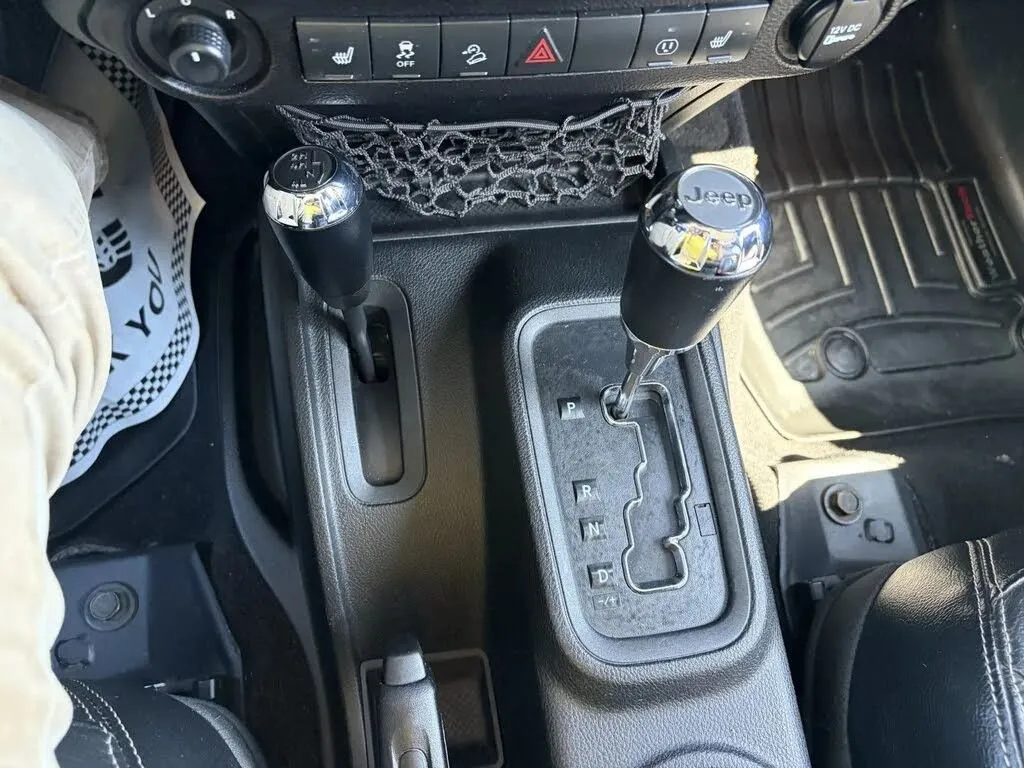 2017 Jeep Wrangler Unlimited Rubicon - Photo 38