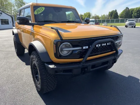 Yellow 2021 Ford Bronco First Edition Advanced for sale in Lebanon, PA