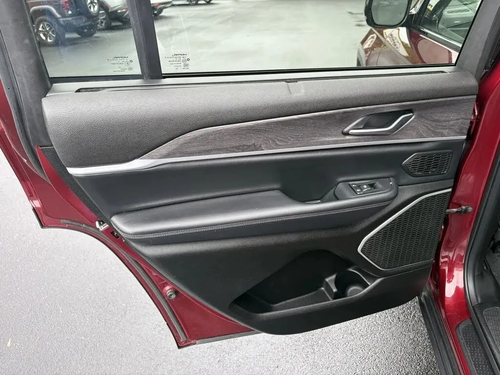 2022 Jeep Grand Cherokee L Limited - Photo 27