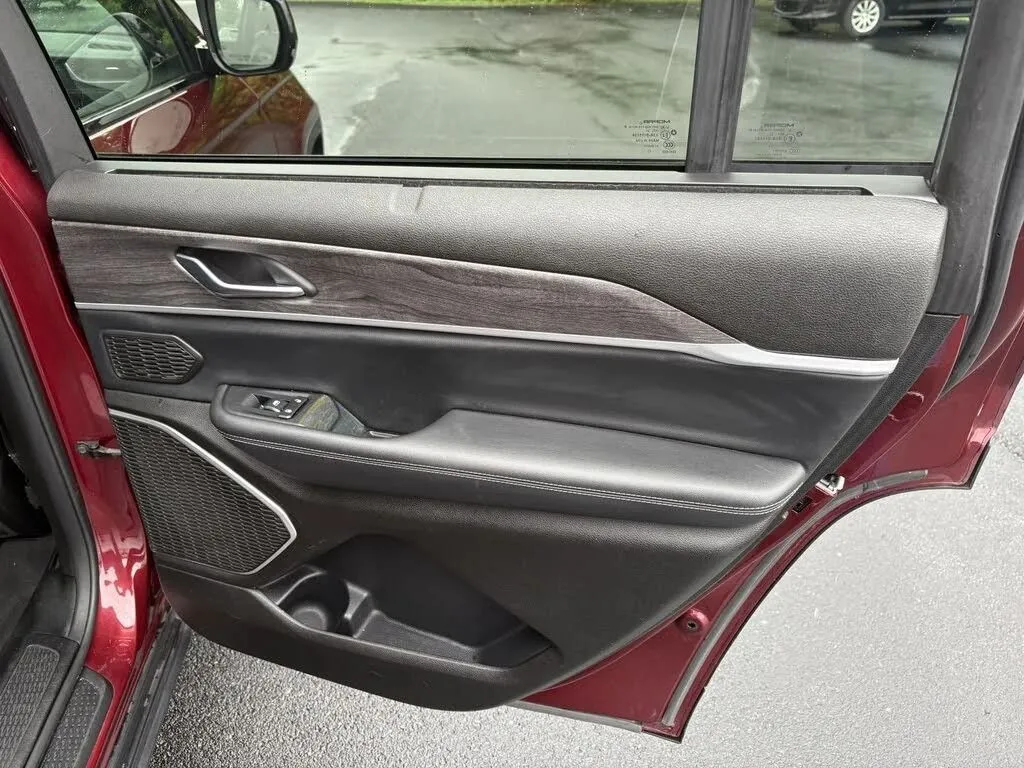 2022 Jeep Grand Cherokee L Limited - Photo 33