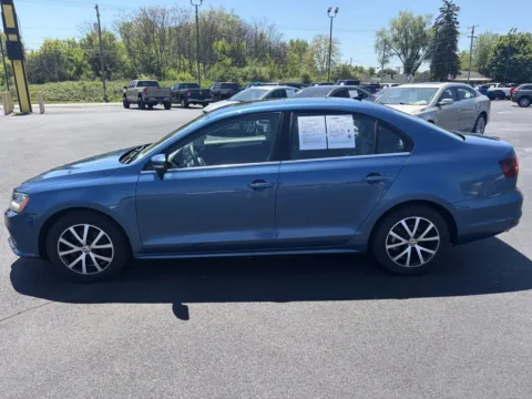 More photos of 2017 Volkswagen Jetta 1.4T SE at Lebanon Auto Sales, PA