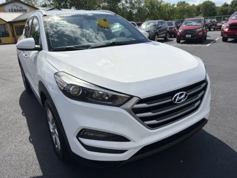 White 2017 Hyundai Tucson SE for sale in Lebanon, PA