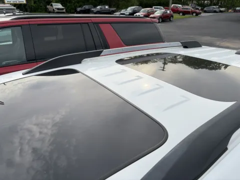 More photos of 2019 GMC Acadia SLE-2 at Lebanon Auto Sales, PA