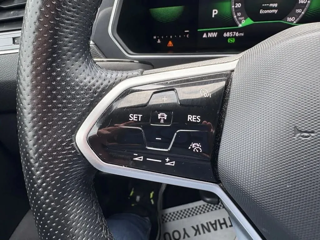 Volkswagen Tiguan photo 11