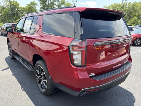 More photos of 2021 Chevrolet Suburban RST at Lebanon Auto Sales, PA