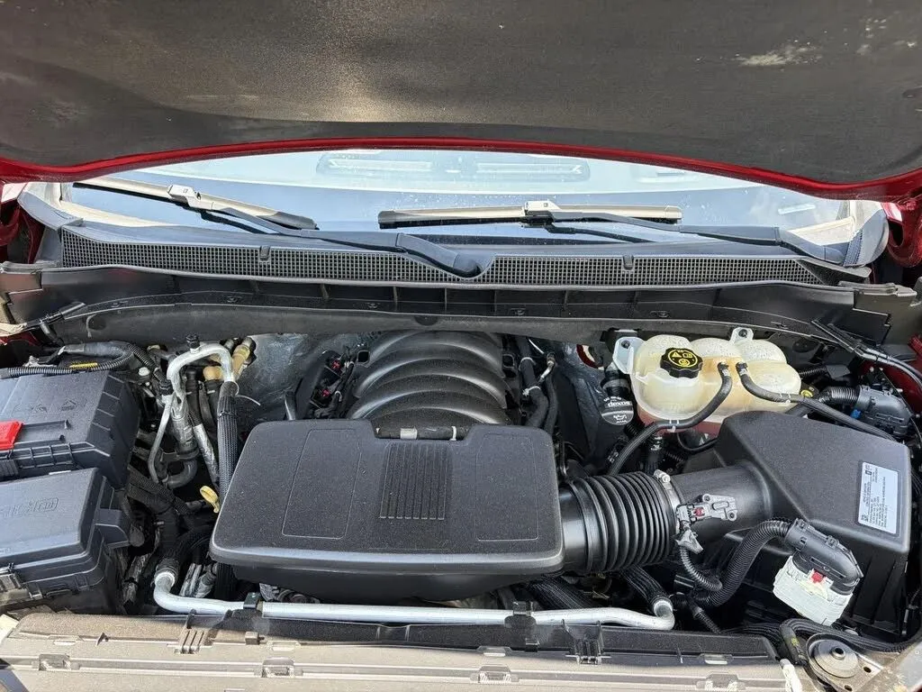 Chevrolet Suburban photo 29