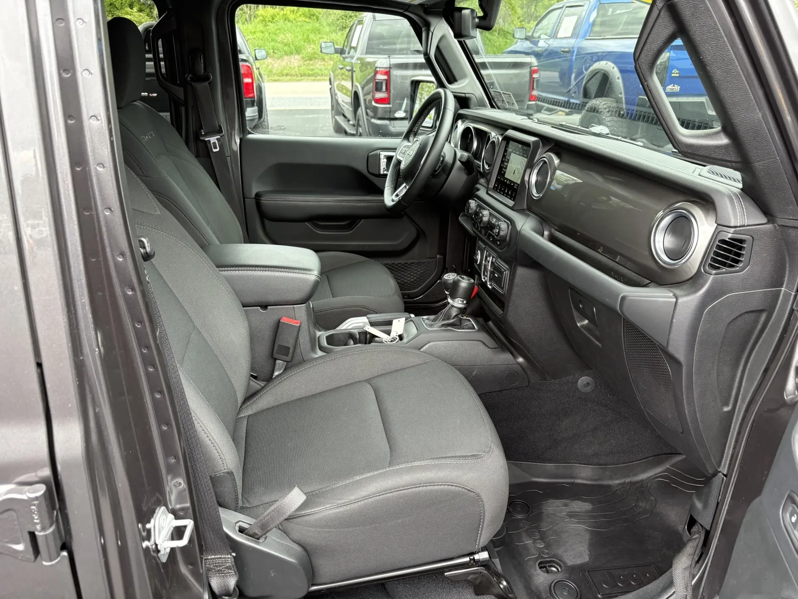 2018 Jeep All-New Wrangler Unlimited Sahara - Photo 31
