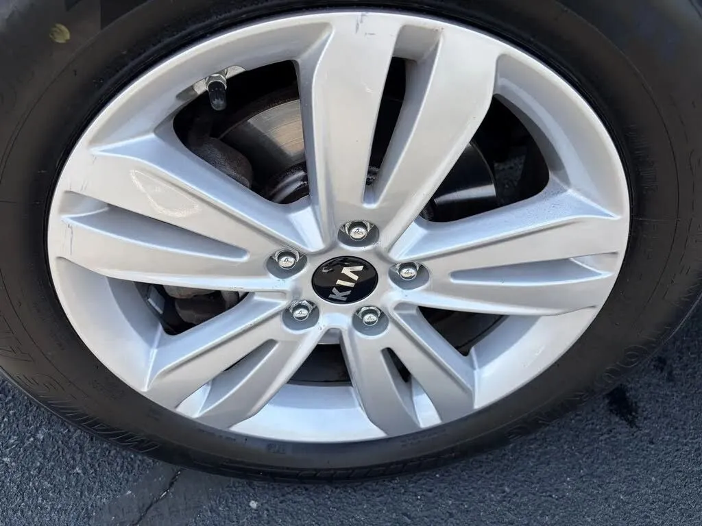 Kia Sportage photo 14