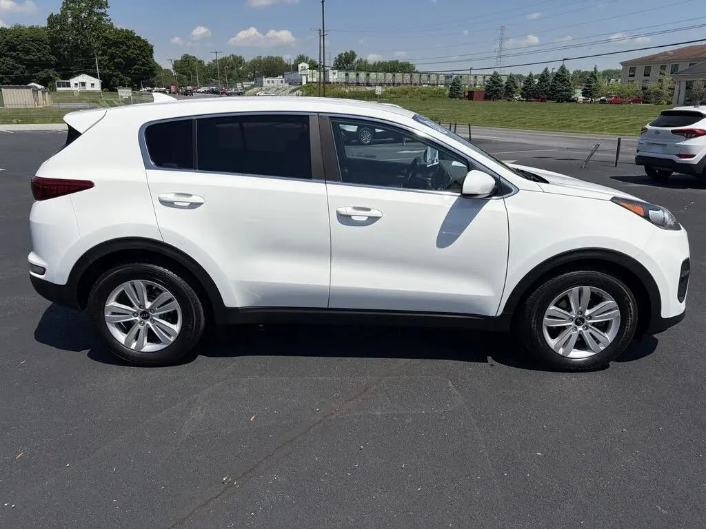 Kia Sportage photo 8