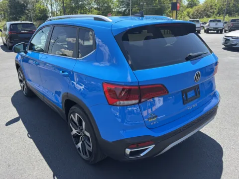 More photos of 2023 Volkswagen Taos SEL 4Motion at Lebanon Auto Sales, PA