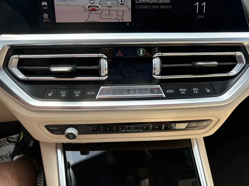BMW 3 Series photo 17