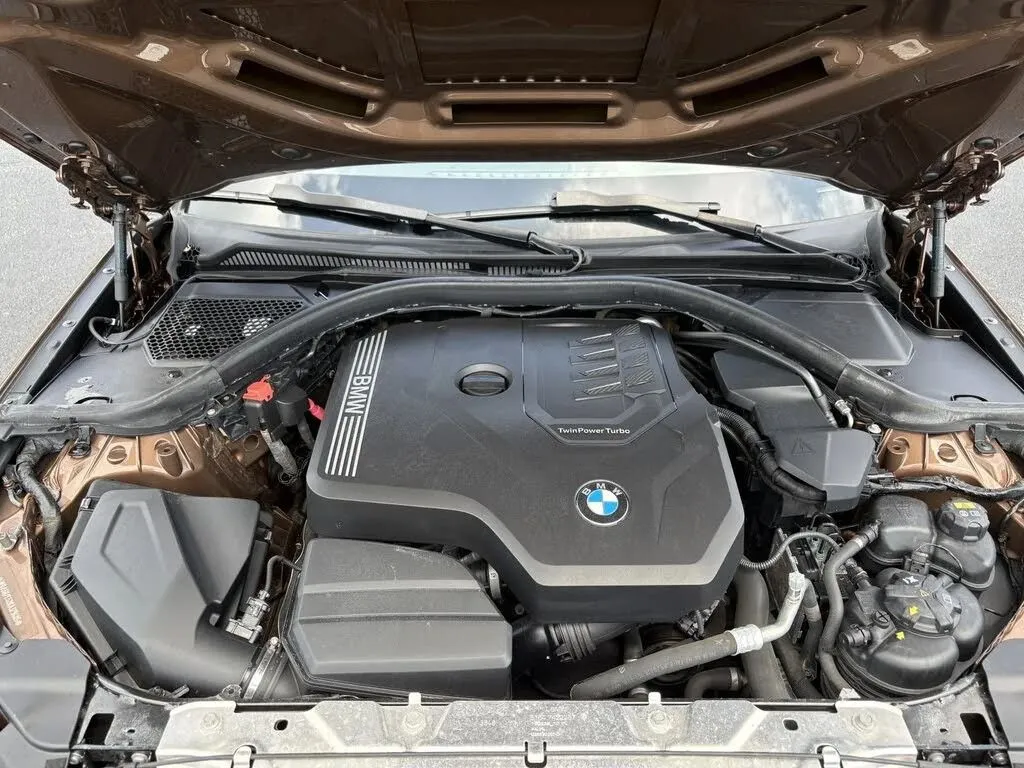 BMW 3 Series photo 38