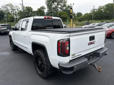 More photos of 2018 GMC Sierra 1500 SLT at Lebanon Auto Sales, PA