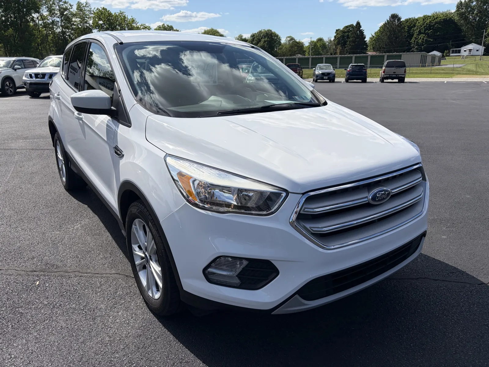 White 2019 Ford Escape SE for sale in Lebanon, PA