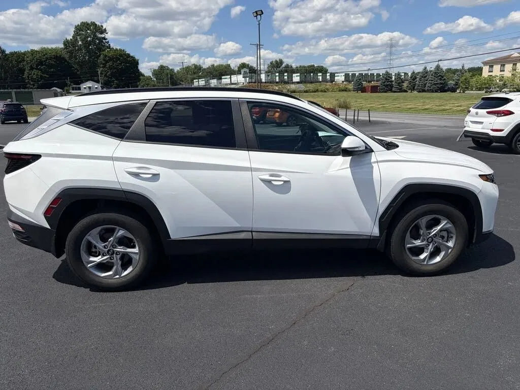 Hyundai Tucson photo 8