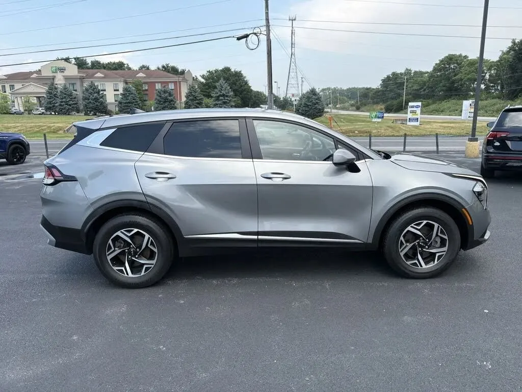 Kia Sportage photo 9