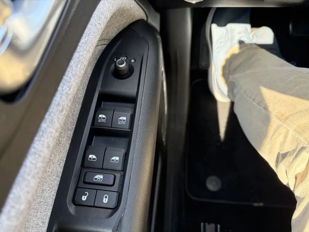 Jeep Compass photo 33