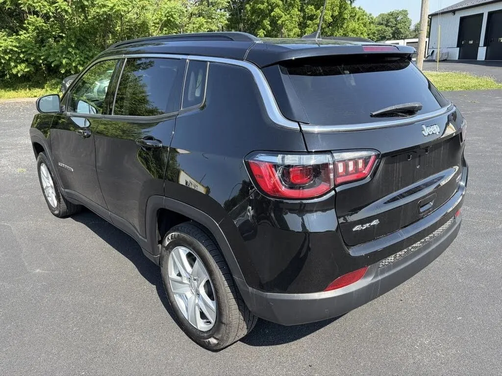 Jeep Compass photo 5