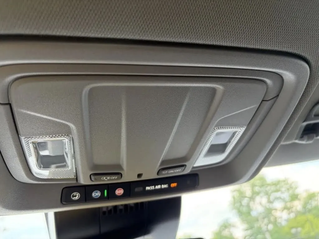 Chevrolet Silverado photo 43