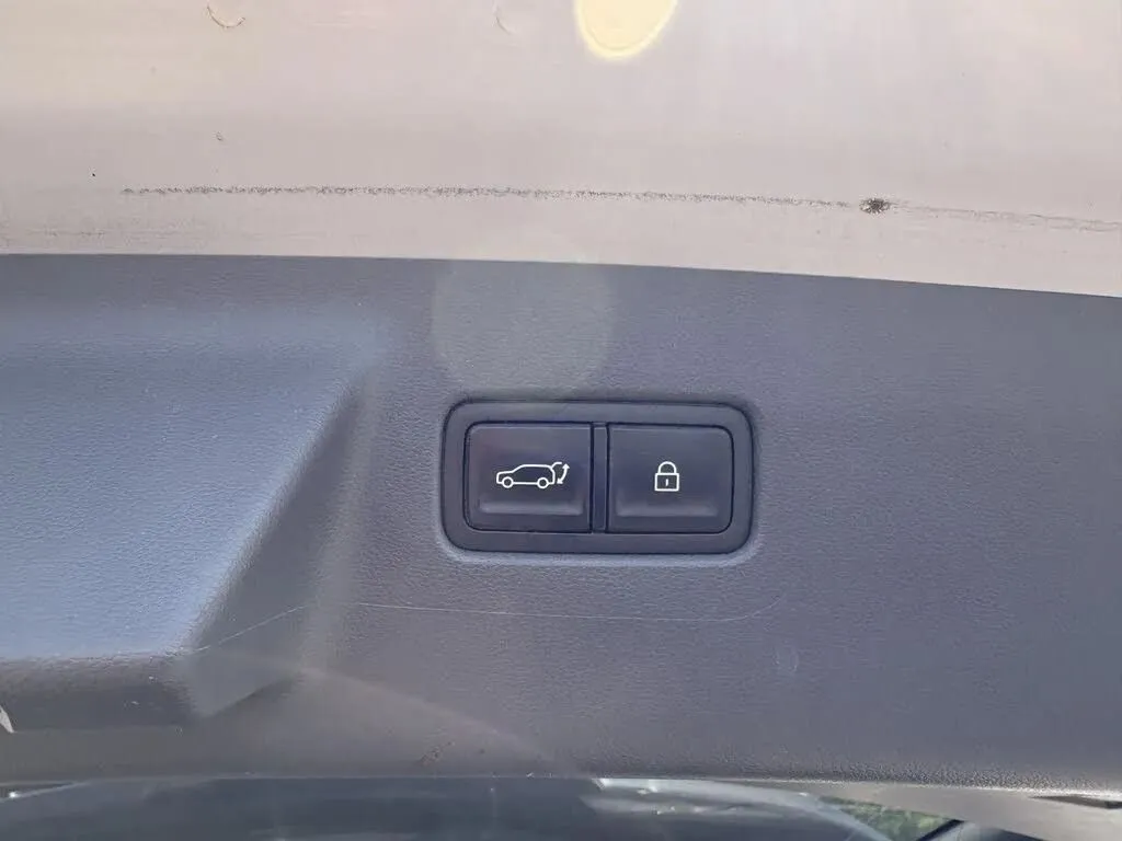 Hyundai Santa Fe photo 9