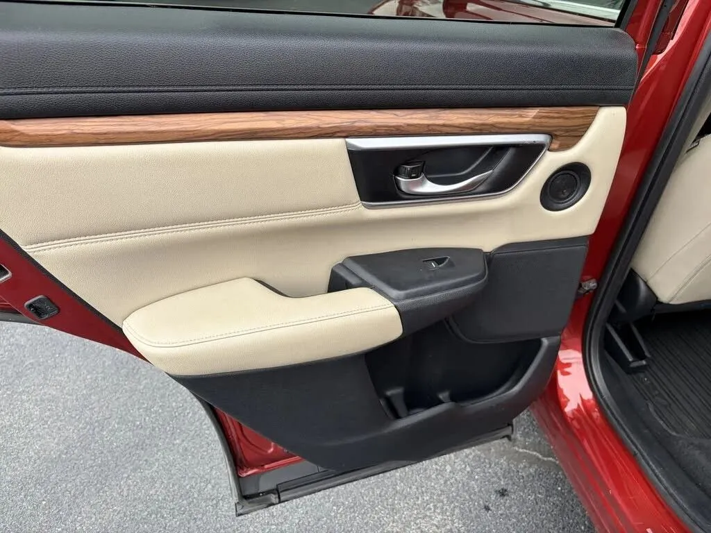 Honda CR-V photo 16
