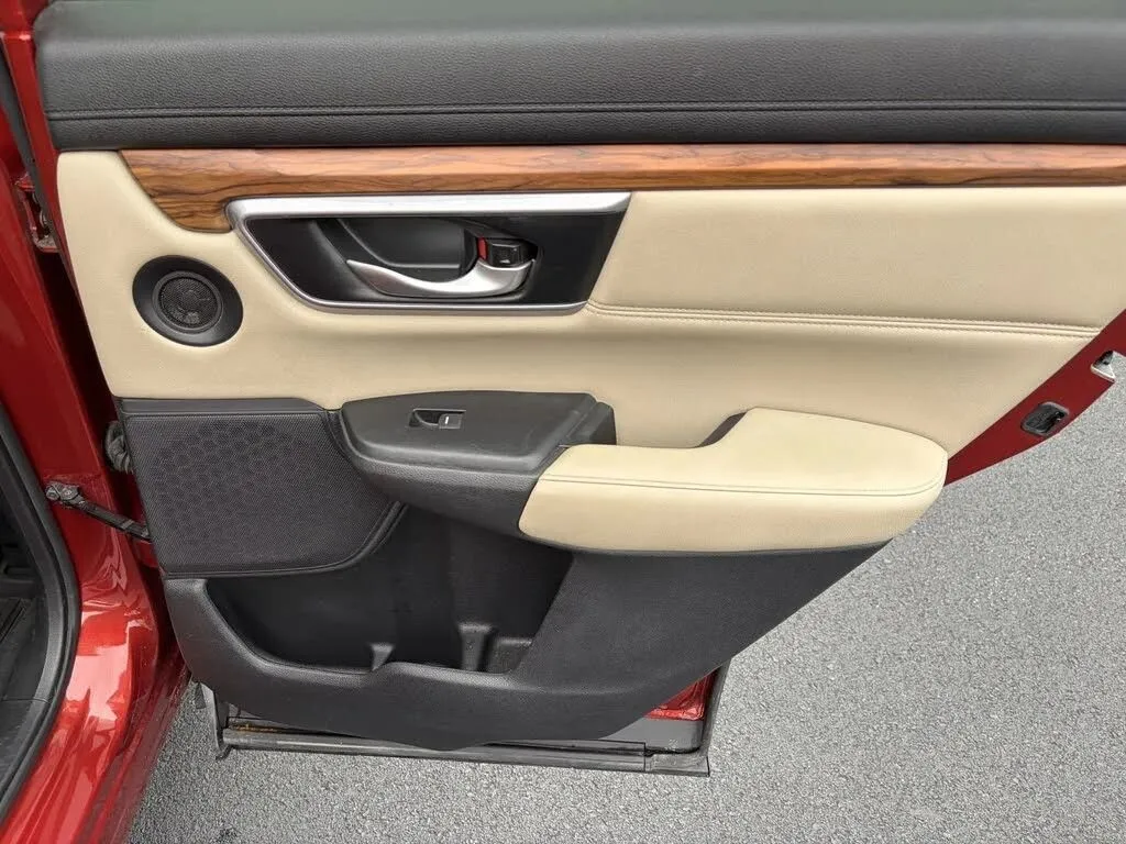 Honda CR-V photo 20