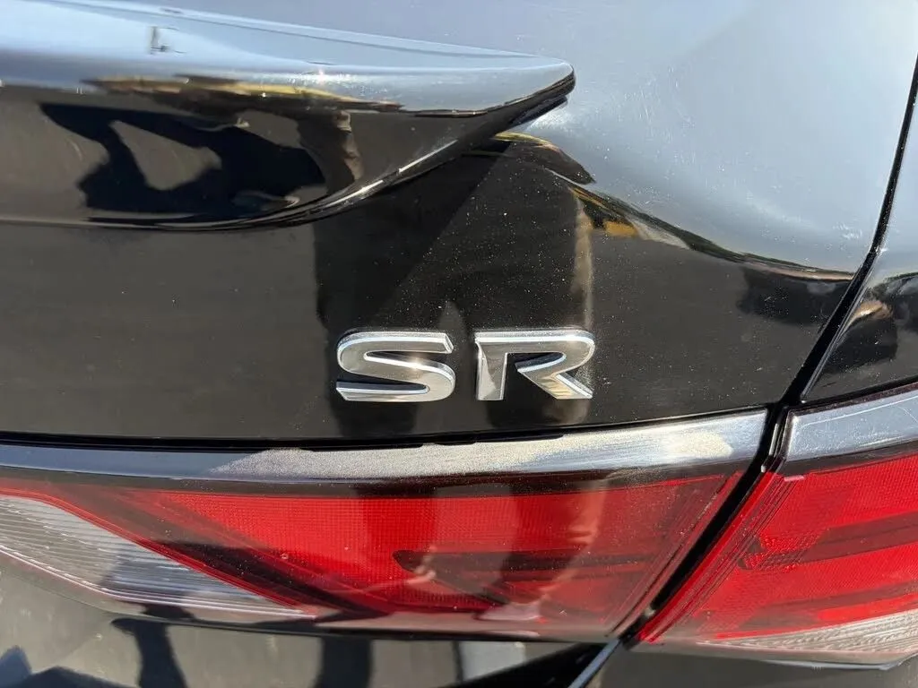 Nissan Sentra photo 10