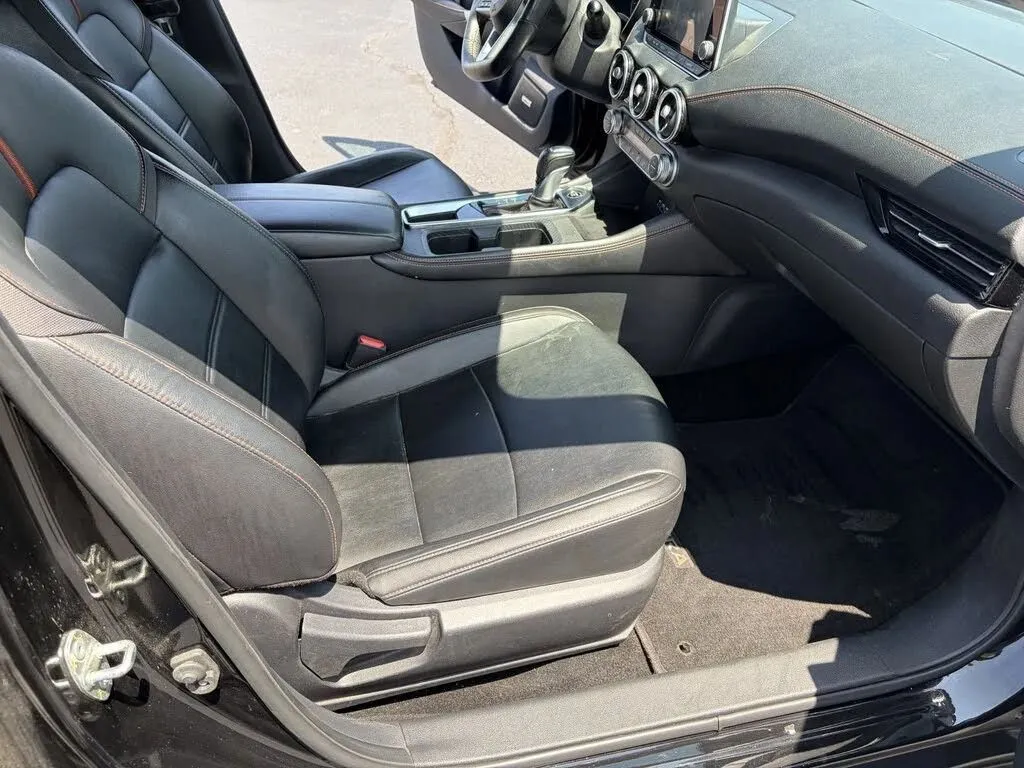 Nissan Sentra photo 24