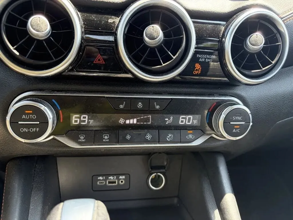 Nissan Sentra photo 35