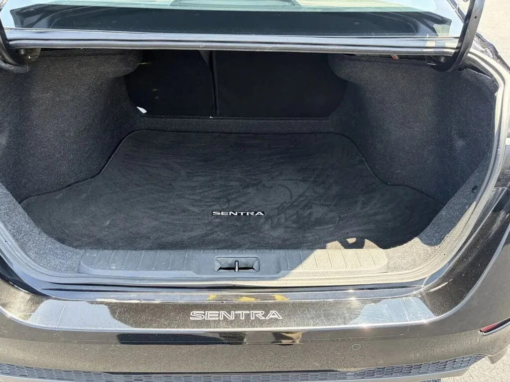 Nissan Sentra photo 21