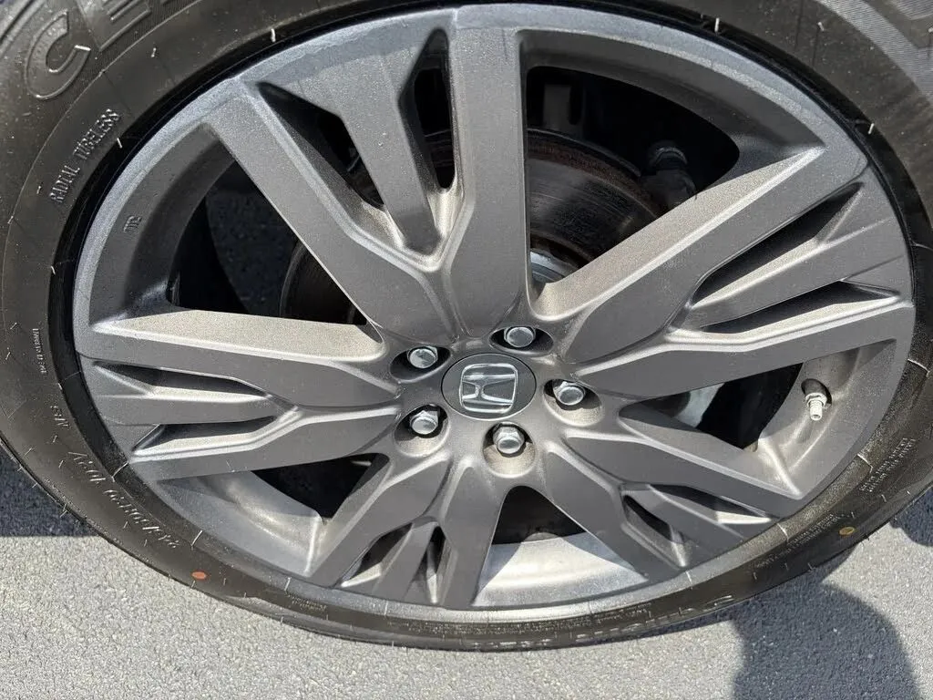 Honda Pilot photo 12