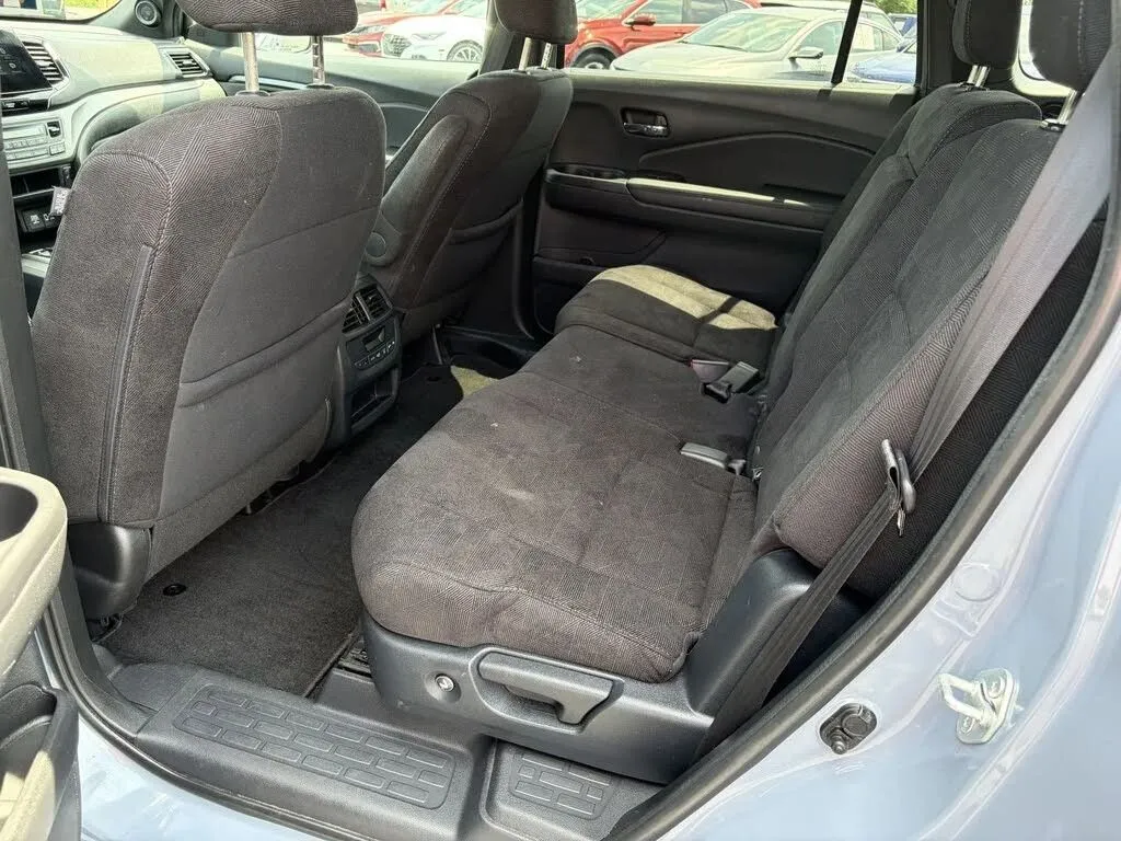 Honda Pilot photo 19