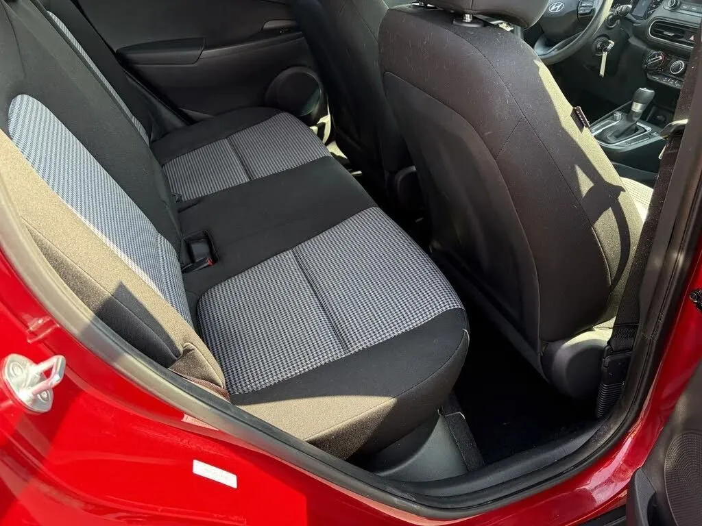 Hyundai Kona photo 35