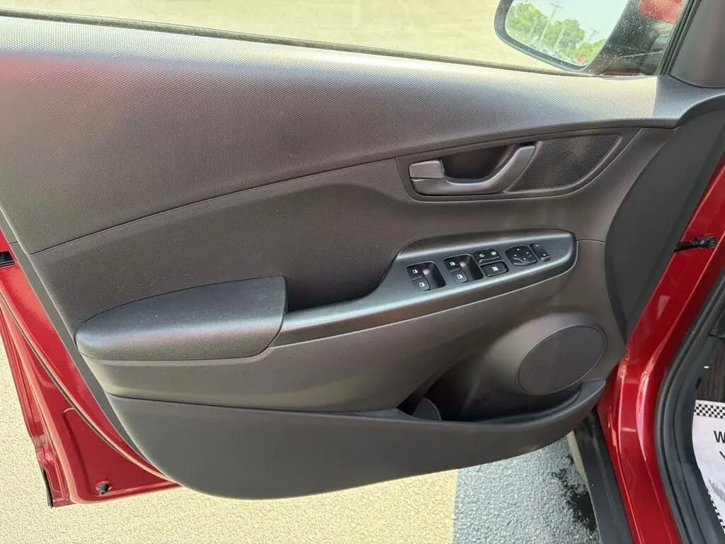 Hyundai Kona photo 31