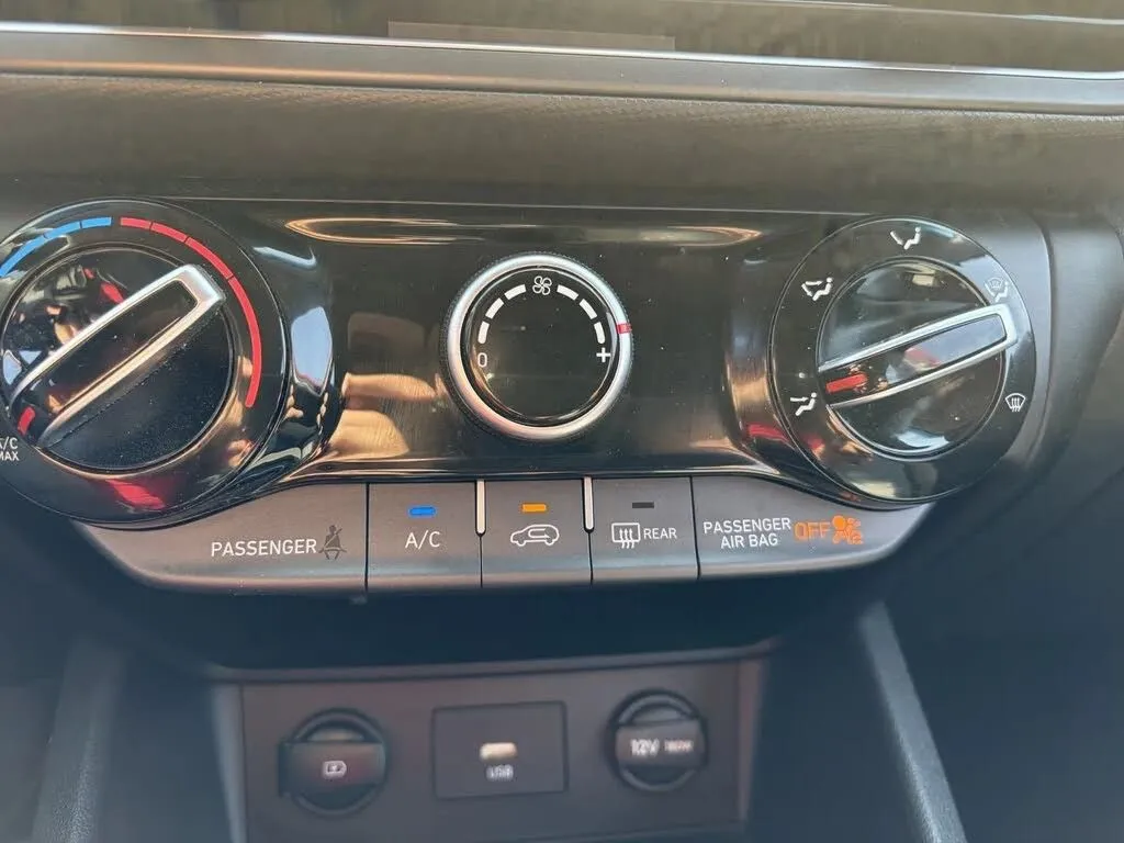 Hyundai Kona photo 24