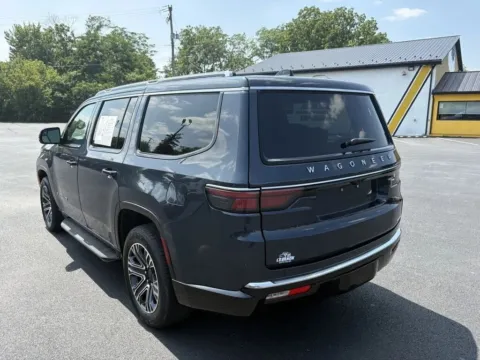 More photos of 2024 Jeep Wagoneer Series II at Lebanon Auto Sales, PA