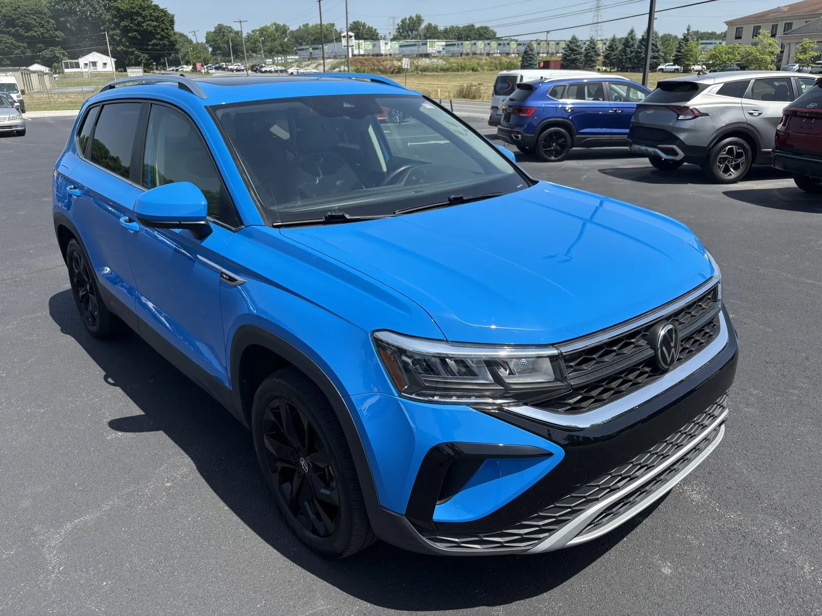 Blue 2023 Volkswagen Taos SE 4Motion for sale in Lebanon, PA
