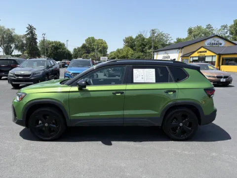 More photos of 2025 Volkswagen Taos SE Black 4Motion at Lebanon Auto Sales, PA