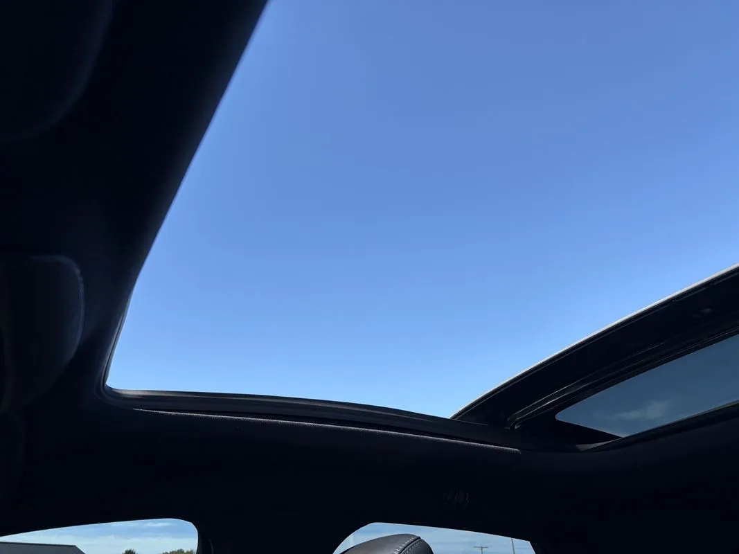 Lincoln MKZ photo 23