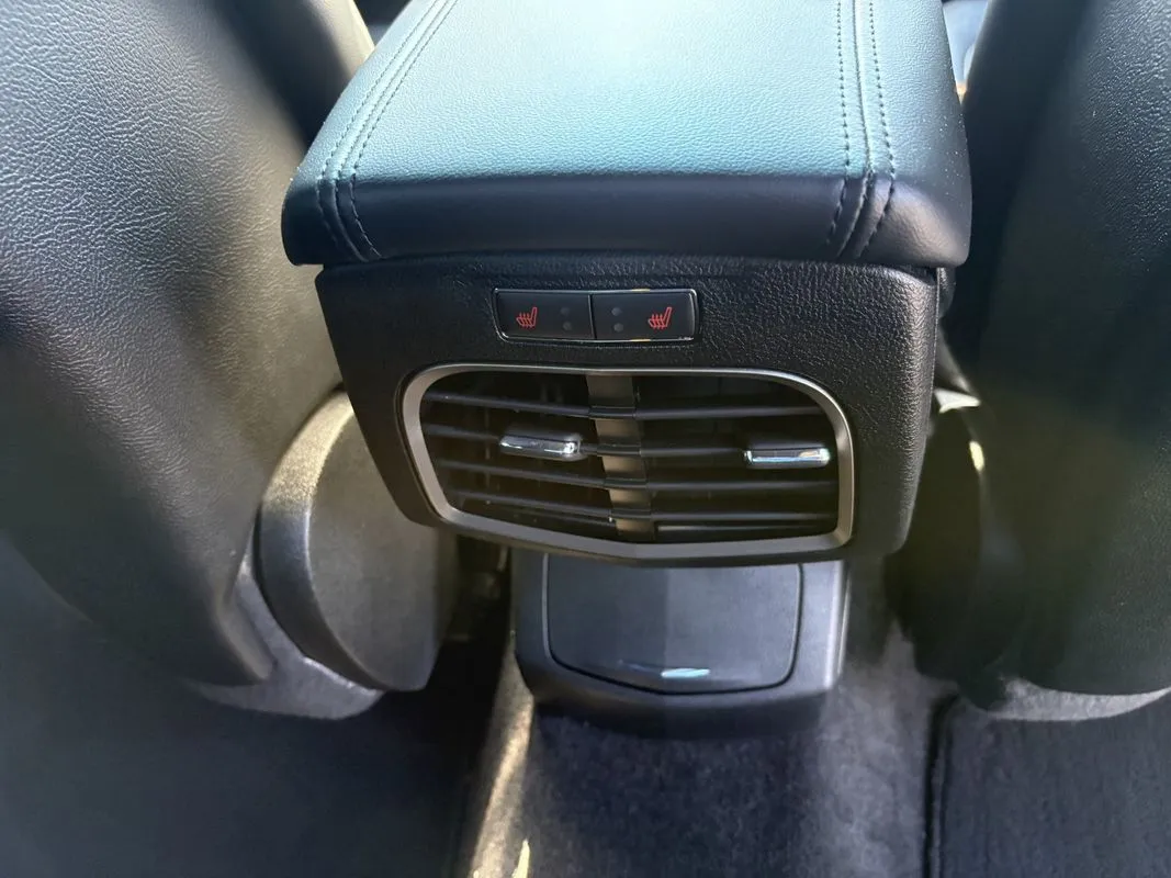 Lincoln MKZ photo 35