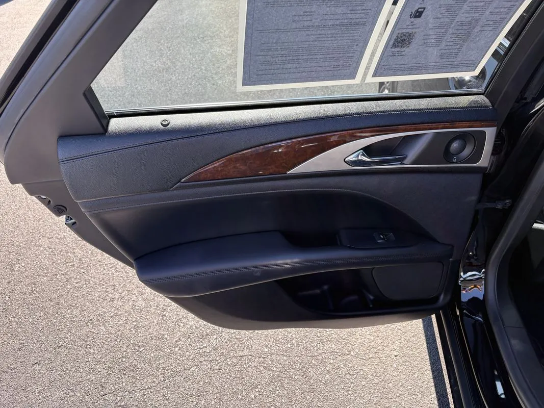 Lincoln MKZ photo 31