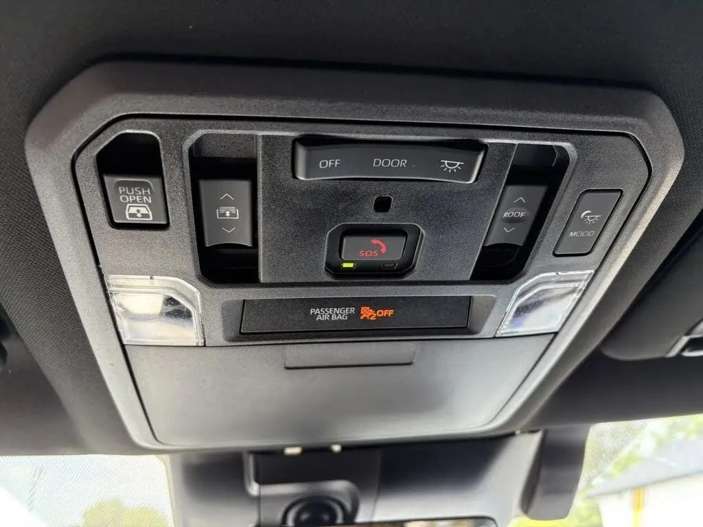 Toyota Tundra photo 22